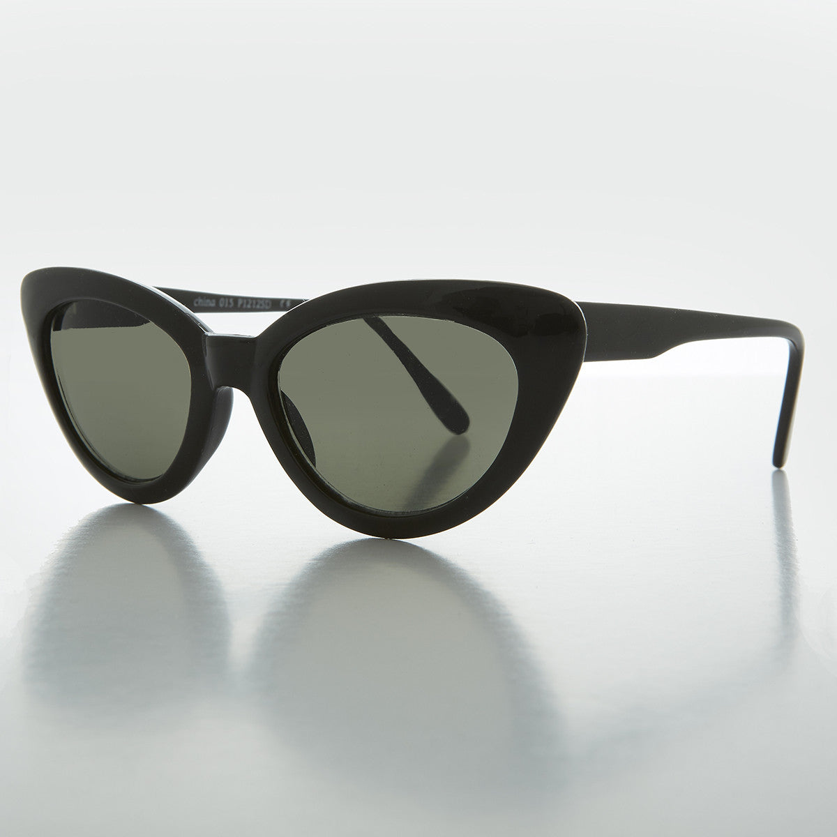 Classic Retro Cat Eye Vintage Sunglass - Greta