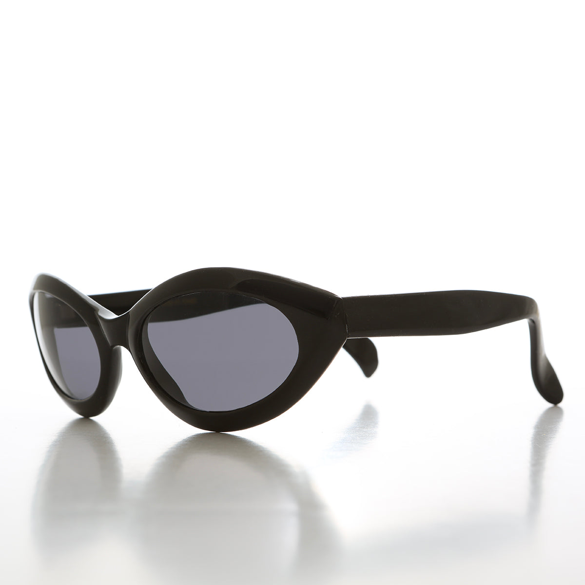 Curved Cat Eye Vintage Sunglasses - Fagan