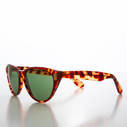 80s Cat Eye Sunglass with Gold Accents - Juno