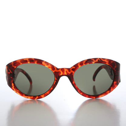 Sophisticated Round Women's Sunglasses - Swans