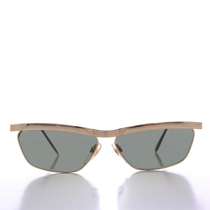 90s Curved Gold Black Frame - Yara